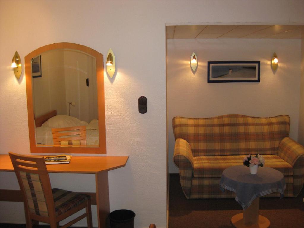 Hotel Pension Loose Borkum Zimmer foto